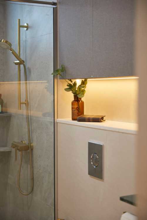 Minimalist Bathroom at Ah Soo Garden