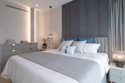 Contemporary Bedroom at Jadescape