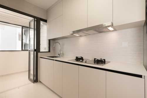Minimalist Kitchen at Rivervale Shores
