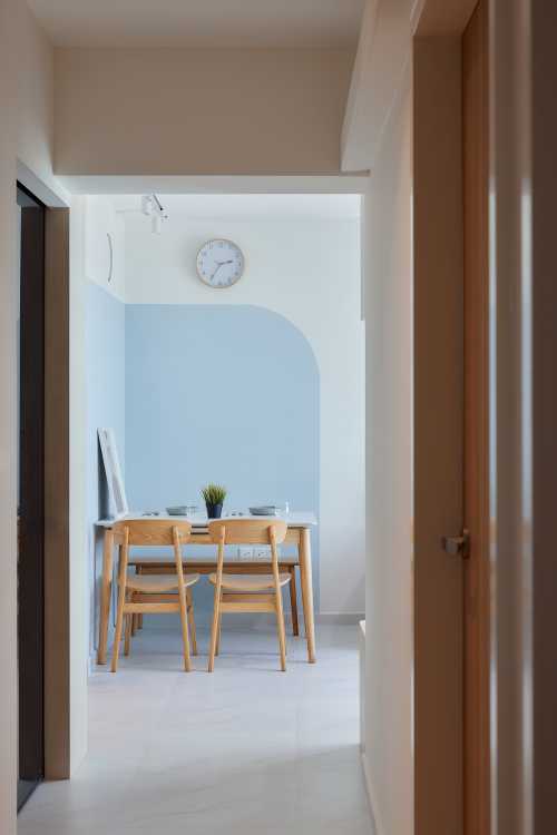 Scandinavian Hallway at Ubi Grove