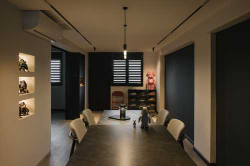 Modern Dining Room at 25 Eunos Crescent