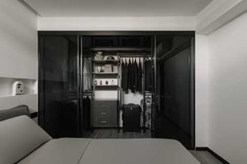 Modern Bedroom at 25 Eunos Crescent