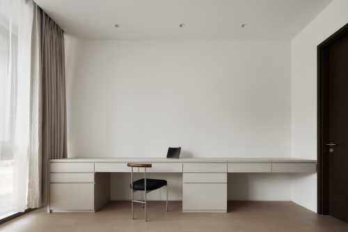 Modern Workstation at Park Parkwood Collection