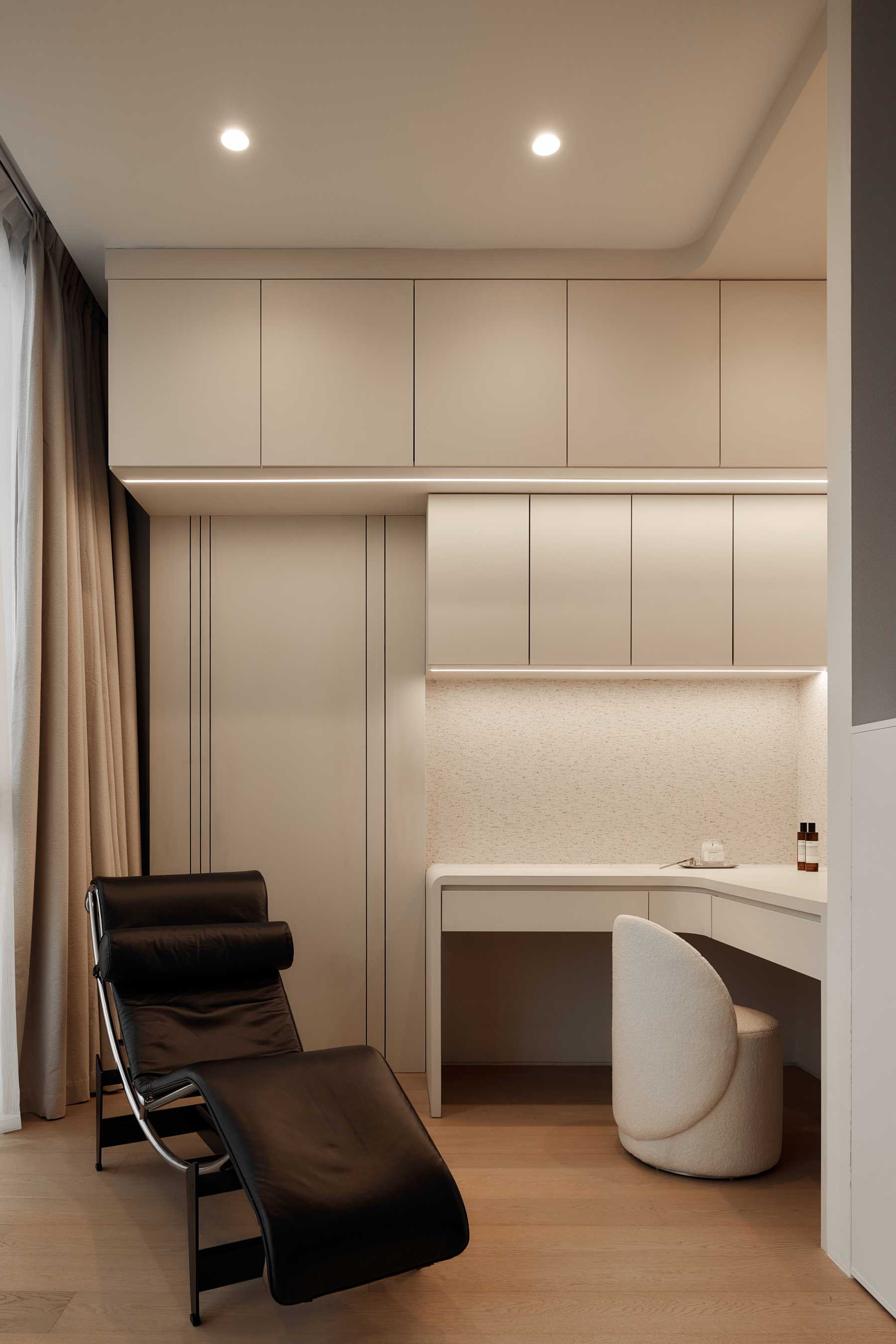 Modern Bedroom with Desk and Lighting