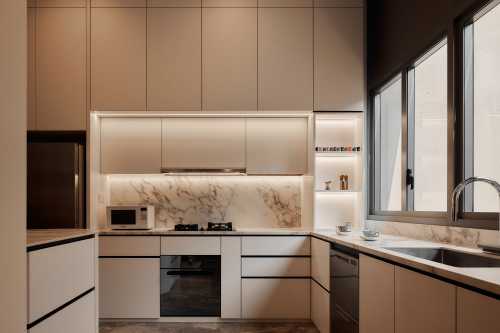 Modern Kitchen at Park Parkwood Collection