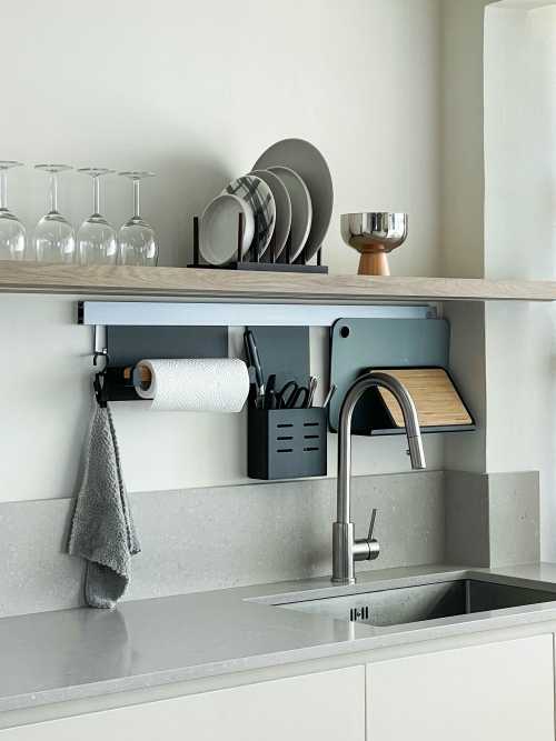 Minimalist Kitchen at Canberra Crescent