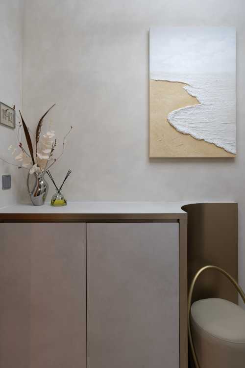 Modern Foyer at Marina Bay Suites