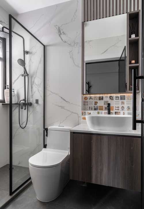 Contemporary Bathroom at Blk 808B Choa Chu Kang Avenue 1