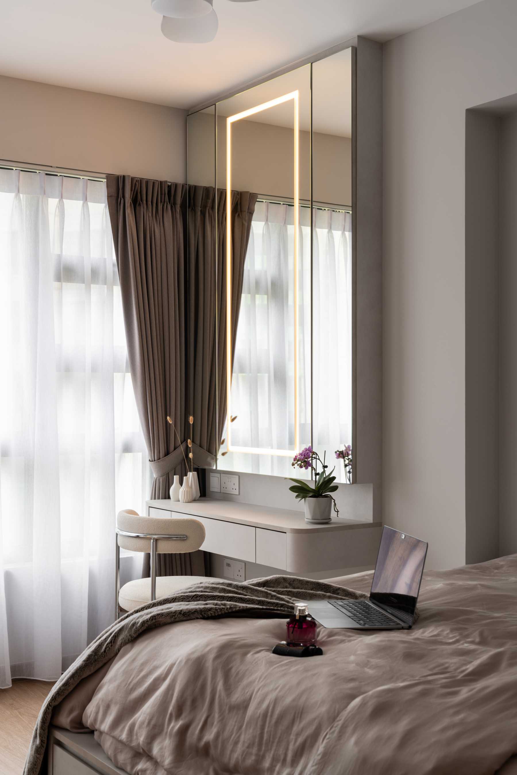 Minimalist Bedroom with Wardrobe and Queen Bed