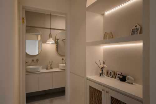 Scandinavian Bathroom at Yung Ping
