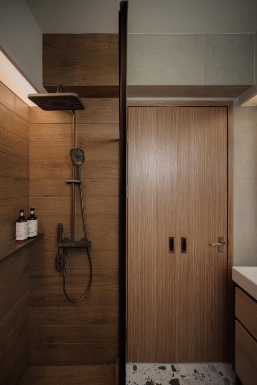 Scandinavian Bathroom at 464 Clementi