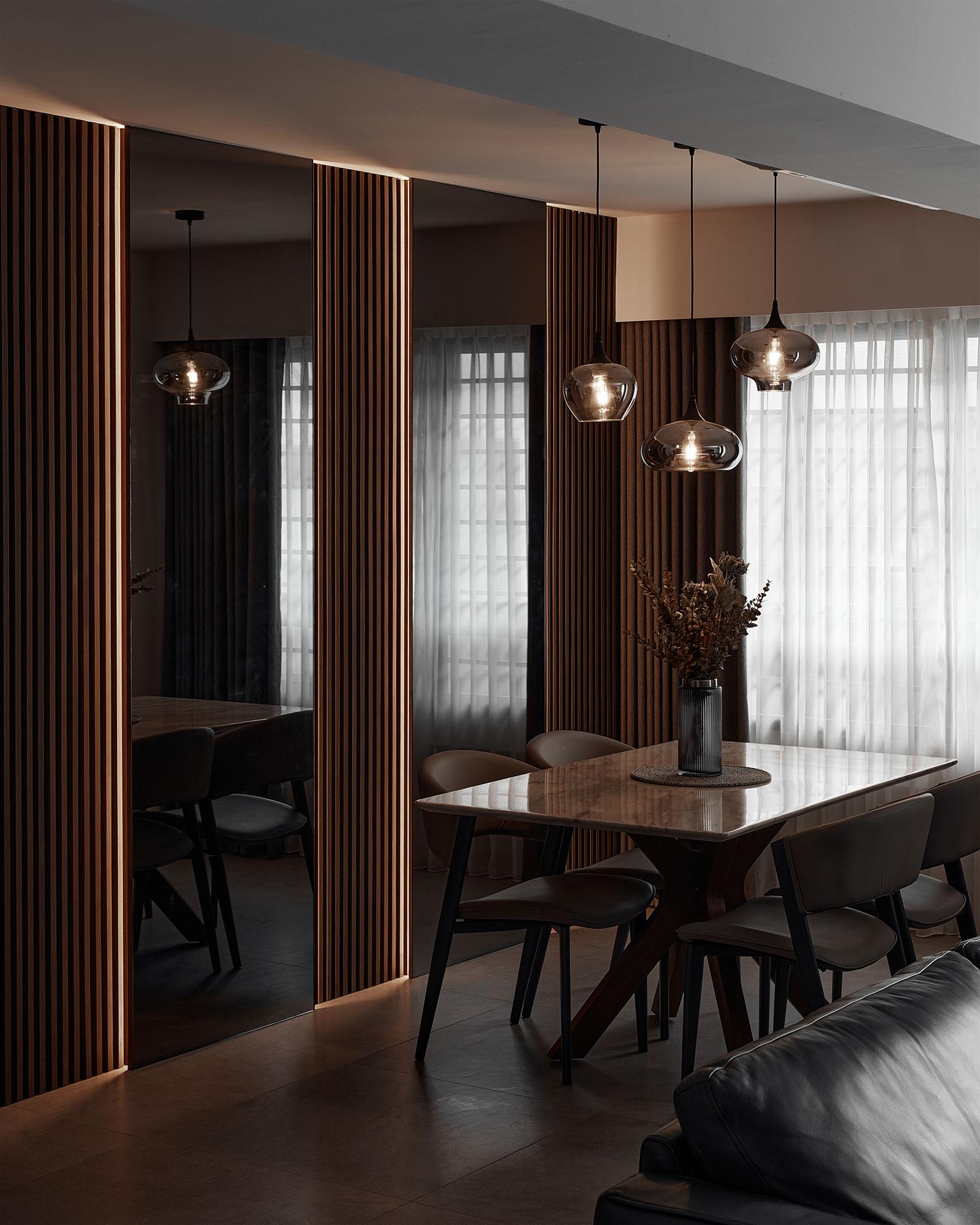 Contemporary Dining Room with Cove Lighting and Dining Table
