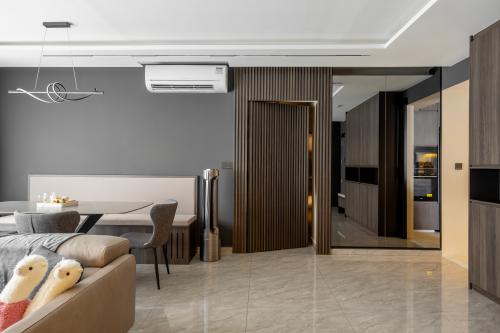 Modern Dining Room at 175B sengkang east drive