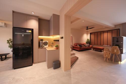 Contemporary Hallway at 66 Mulberry