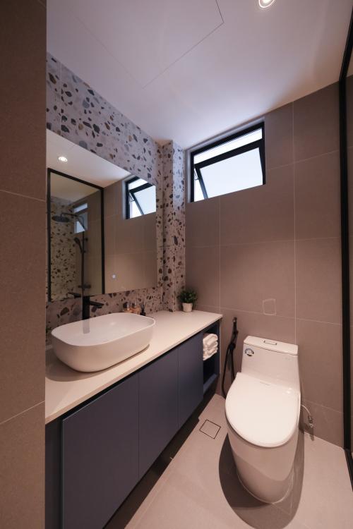 Contemporary Bathroom at 66 Mulberry