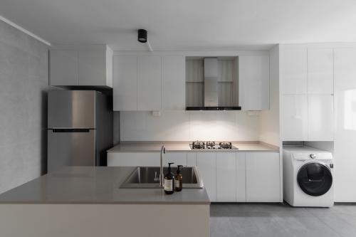 Scandinavian Kitchen at 319 Jurong East