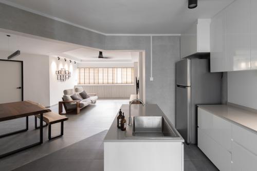 Scandinavian Dining Room at 319 Jurong East