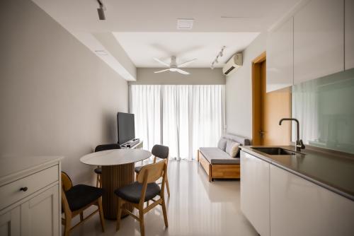 Minimalist Living Room at 46 Mount Vernon