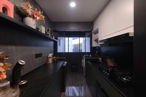 Contemporary Kitchen at 310A Punggol
