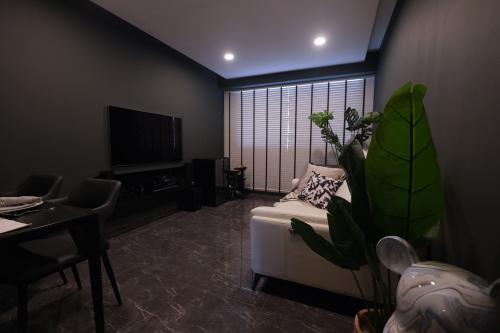 Contemporary Living Room at 310A Punggol