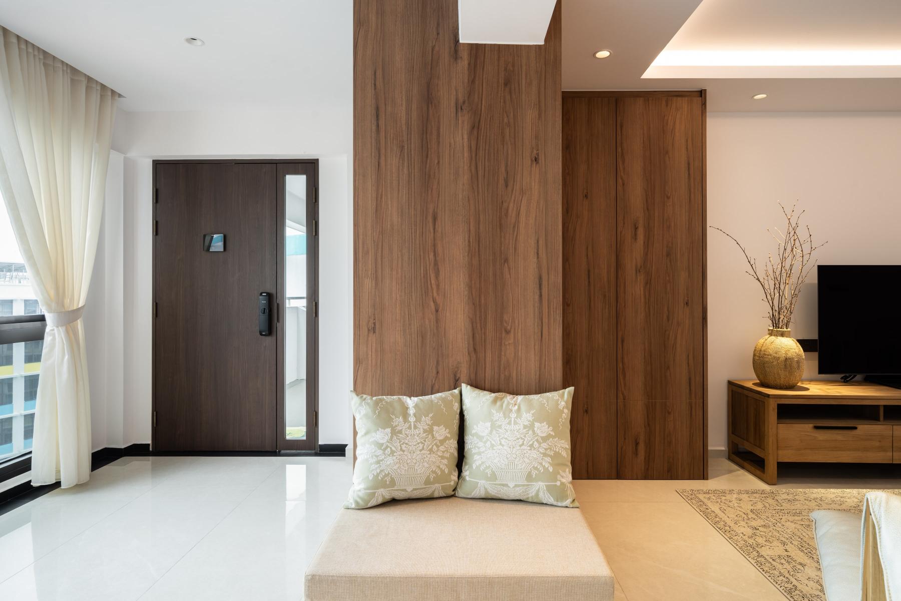 Contemporary Entryway with Mirror and Seating Bench