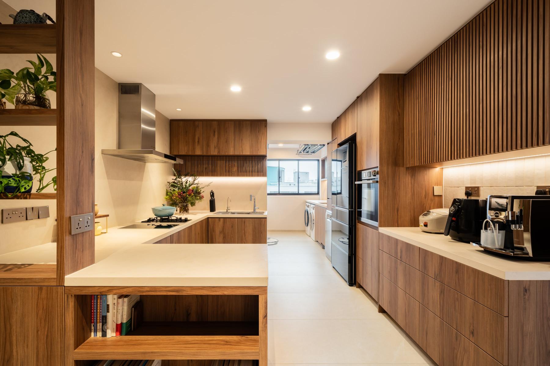 Contemporary Kitchen with Countertop and Vinyl Flooring