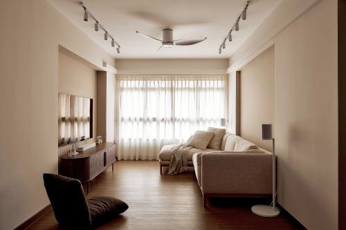 Scandinavian Living Room at Northshore Edge