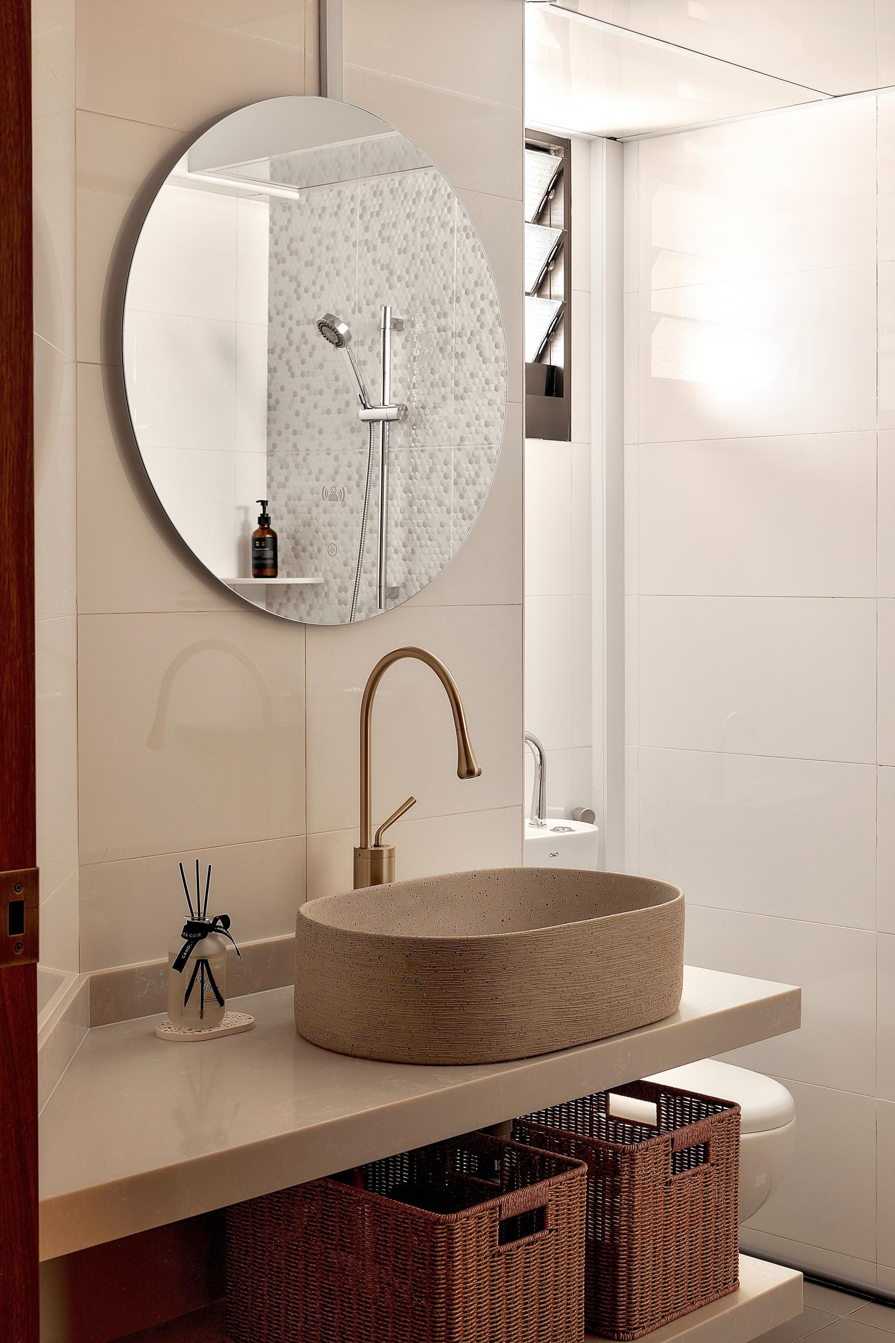 Scandinavian Bathroom with Countertop and Mirror