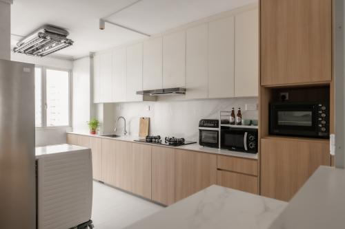 Scandinavian Kitchen at 230 Simei Street