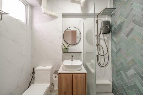 Scandinavian Bathroom at 230 Simei Street