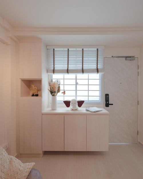 Scandinavian Entryway at 504 Bedok North