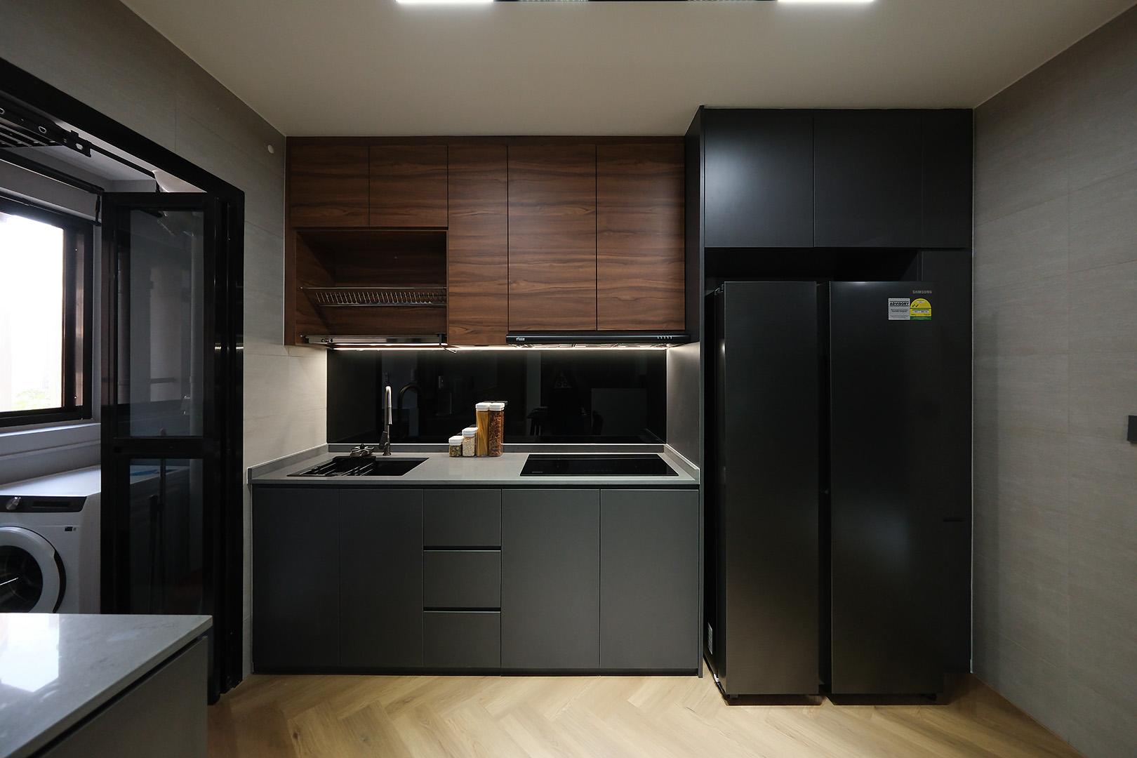 Minimalist Kitchen with Vinyl Flooring and Cement Floor