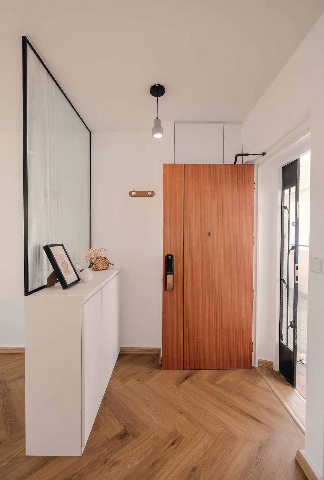 Minimalist Entryway with Mirror and Shoe Rack