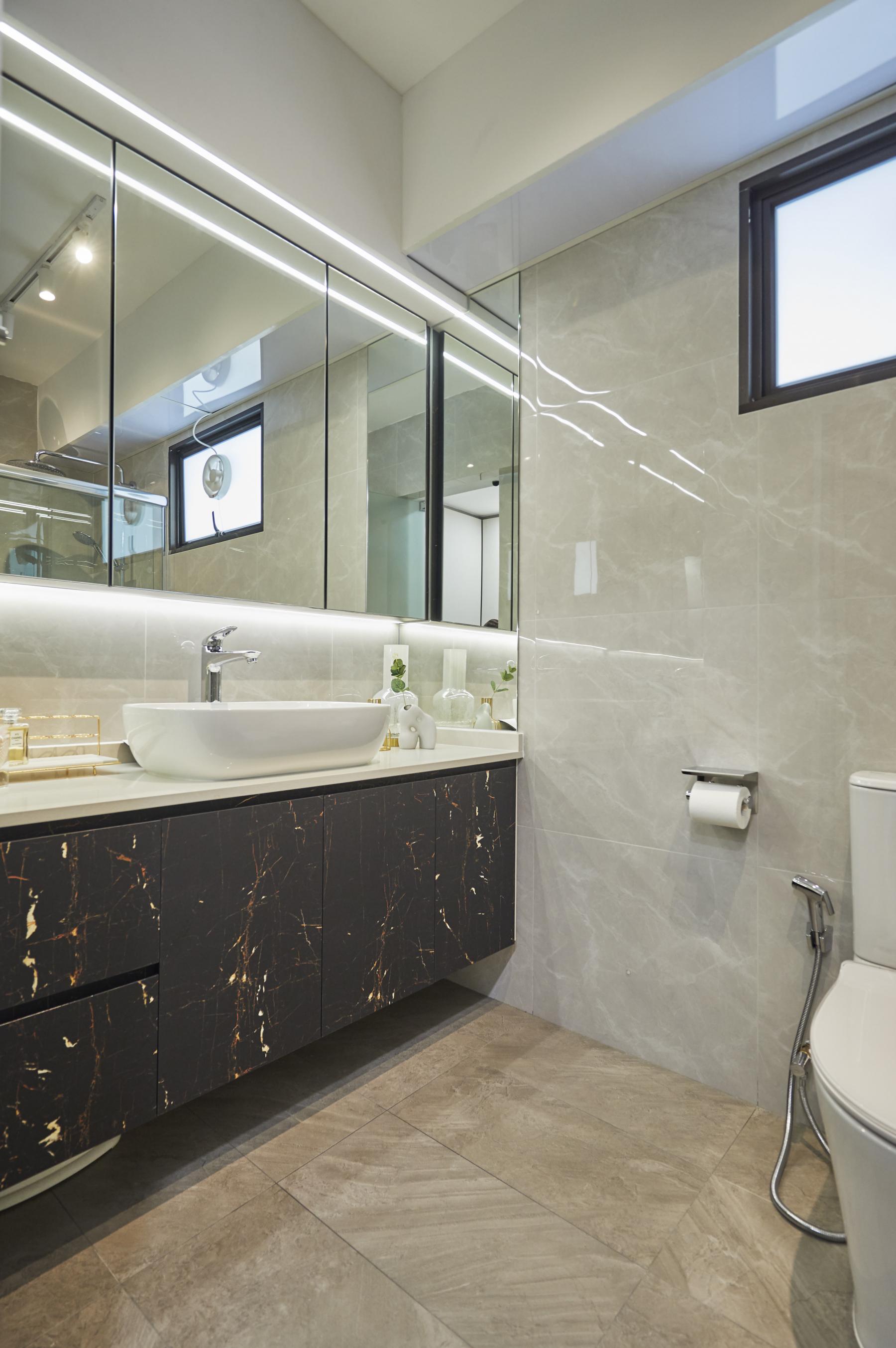 Scandinavian Bathroom with Marble Floor and Mirror