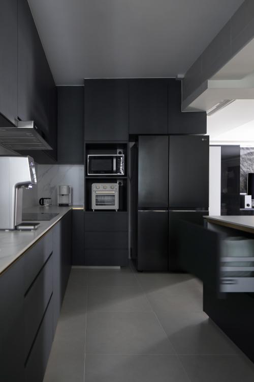 Modern Kitchen at 237A Boon Lay Dr