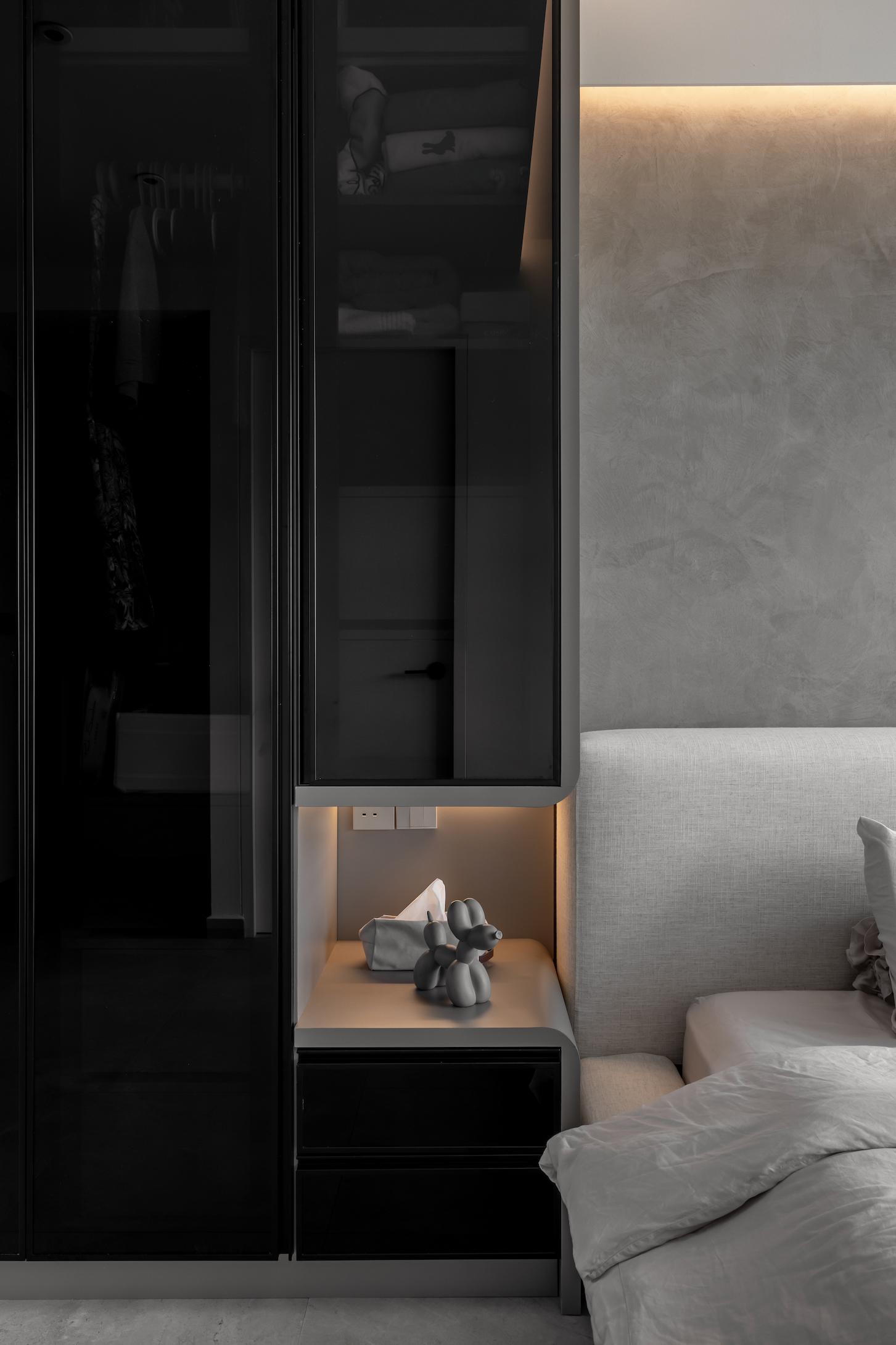 Contemporary Bedroom with Feature Wall and Wardrobe