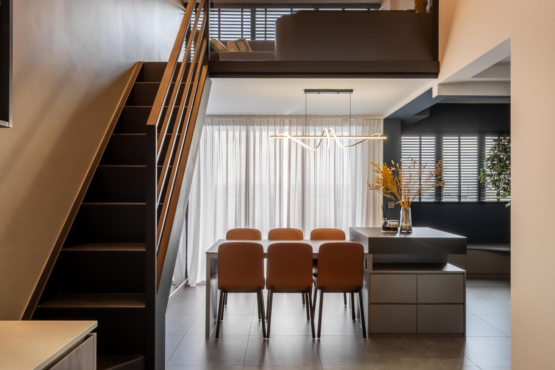 Modern Dining Room with Countertop and Kitchen Island