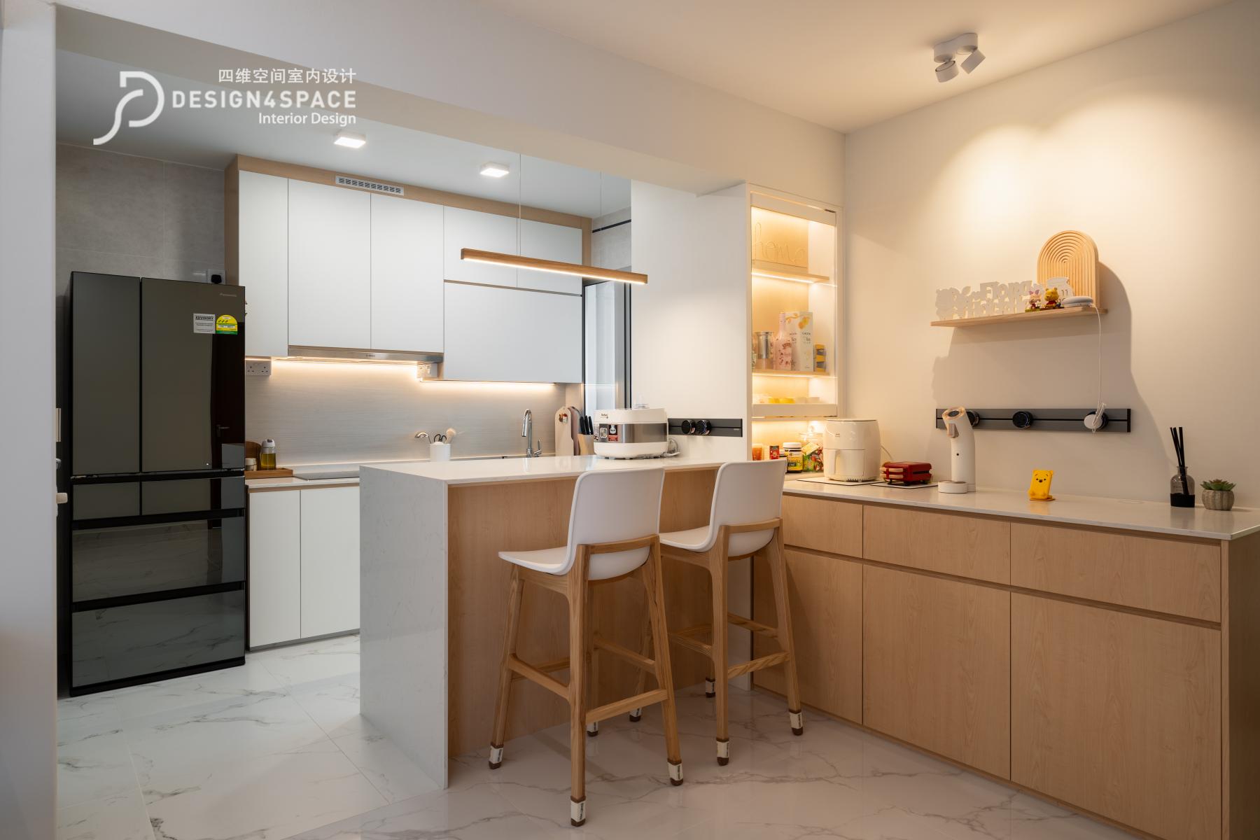 Modern Kitchen with Kitchen Island and Open Kitchen