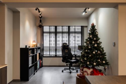 Contemporary Home Office at Clementi Northarc
