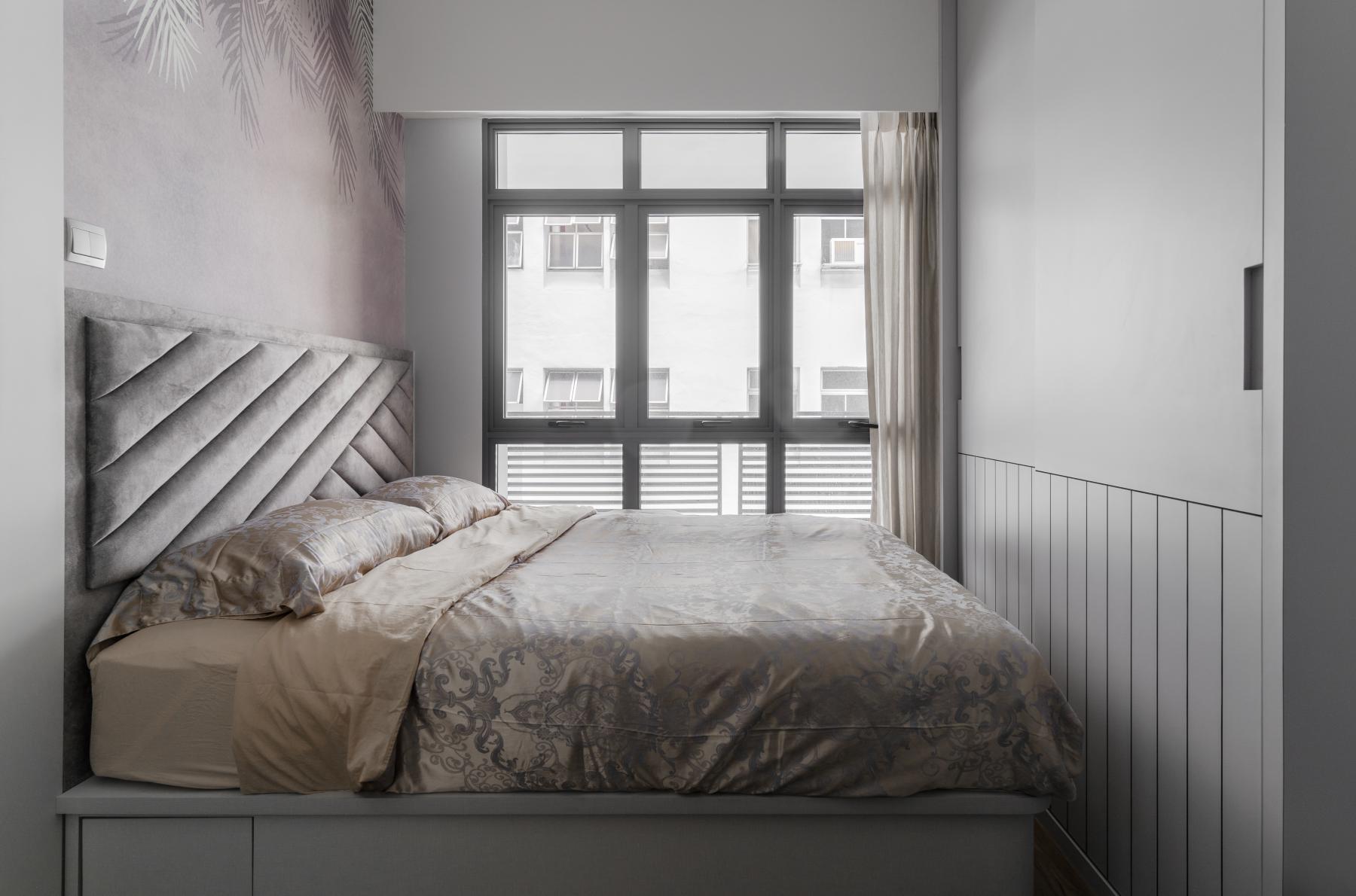 Modern Bedroom with Ceiling Light and Wardrobe
