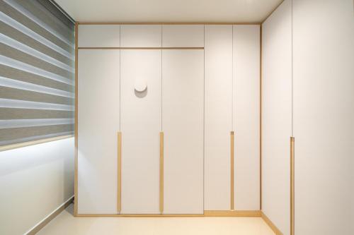 Contemporary Bedroom at Fernvale Crest