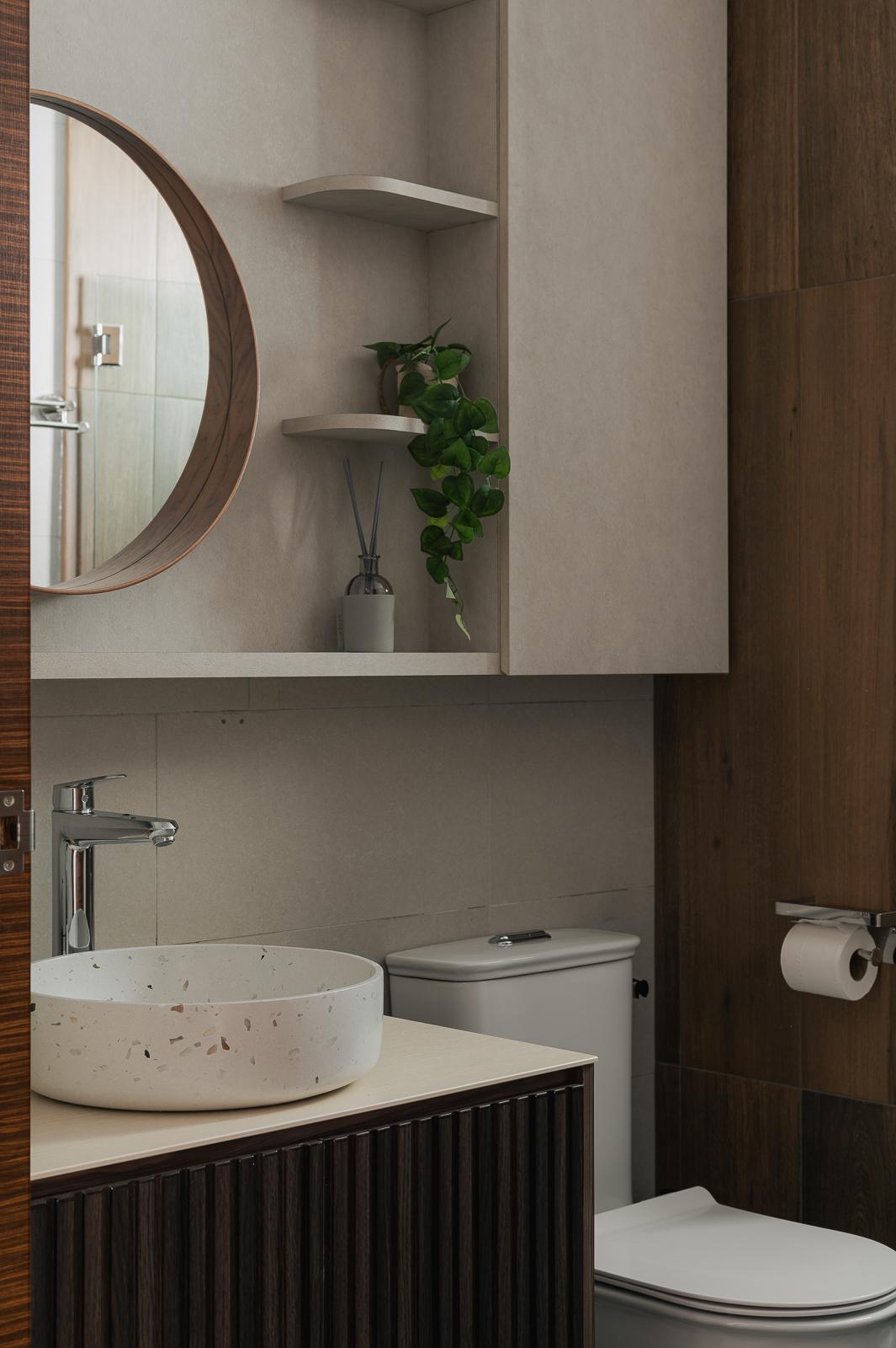 Asian Bathroom with Countertop and Homogeneous Tiles
