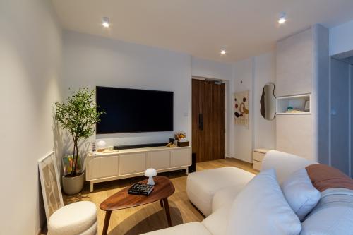 Scandinavian Living Room at Tanglin Halt Rd