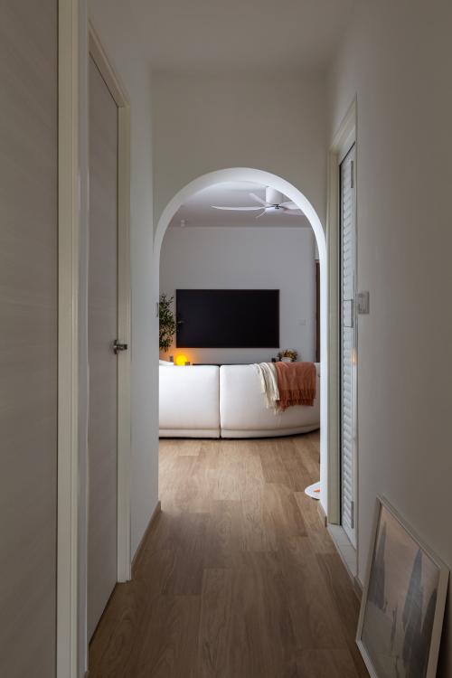 Scandinavian Entryway at Tanglin Halt Rd