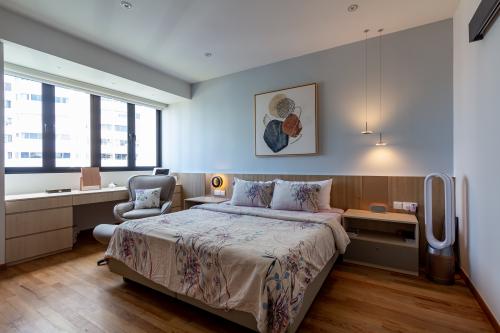 Modern Bedroom at Cairnhill Road