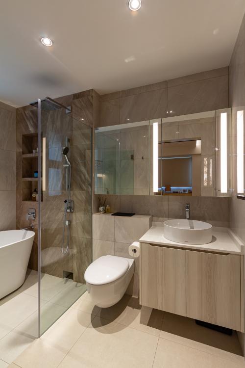 Modern Bathroom at Cairnhill Road