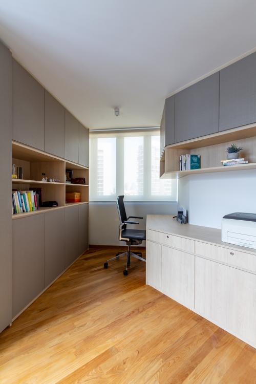 Modern Bedroom at Cairnhill Road