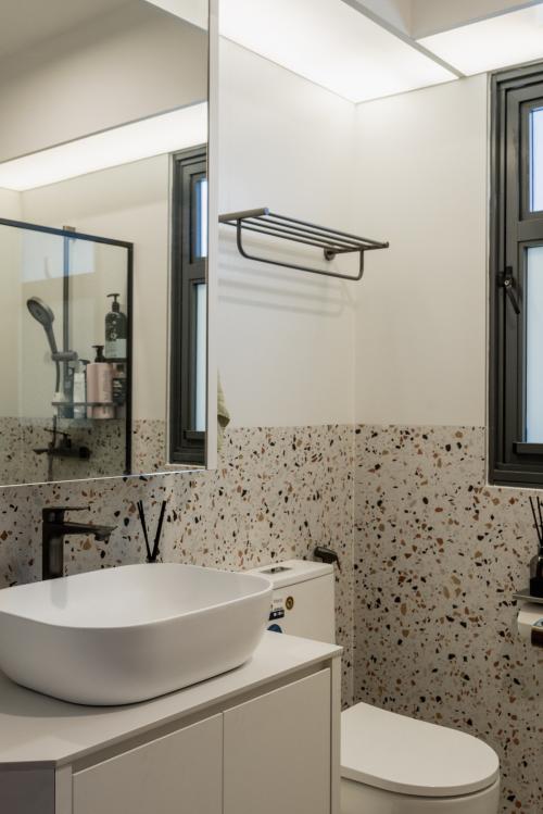 Modern Bathroom at Clementi NorthArc