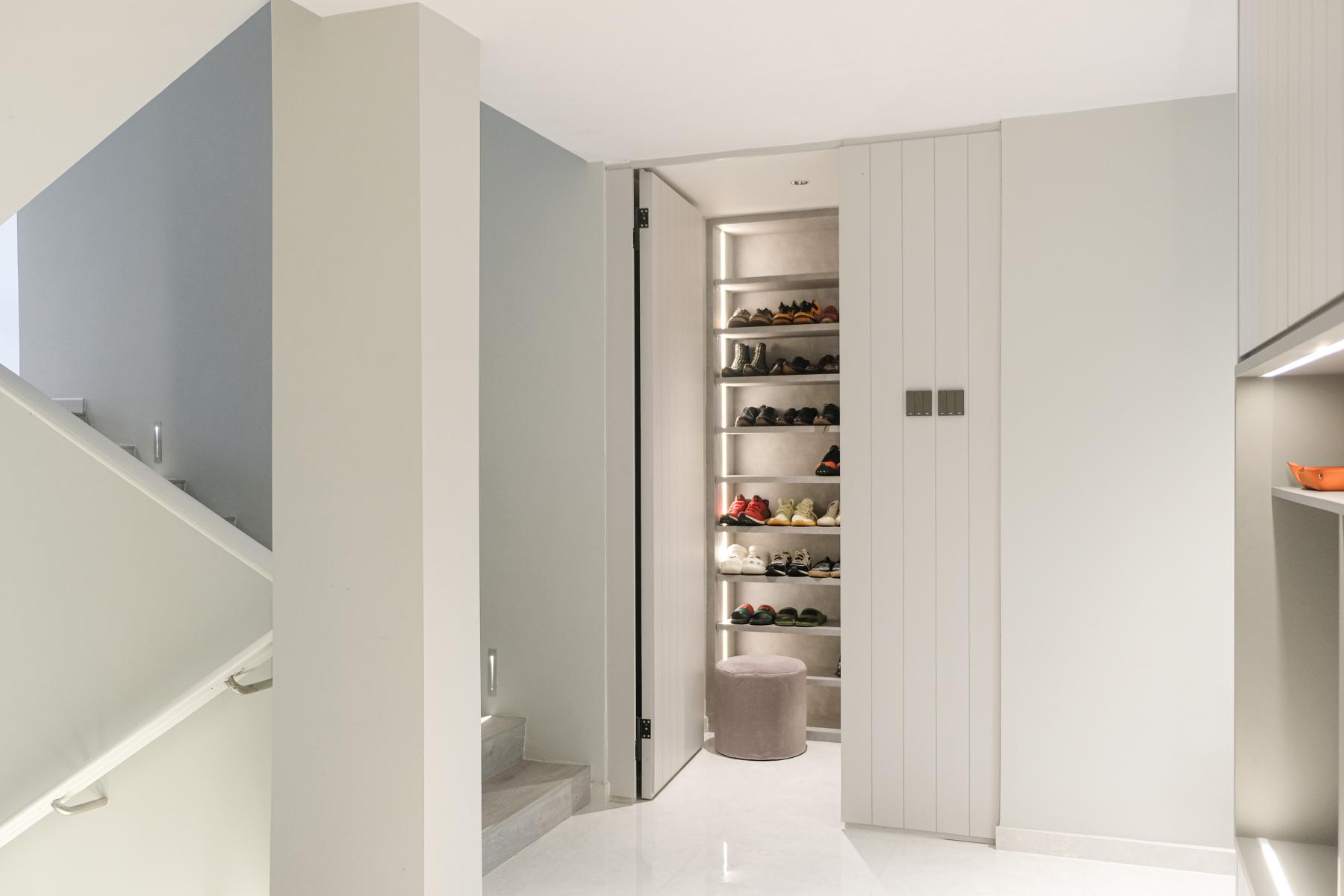 Modern Entryway with Shoe Rack and Small Storage