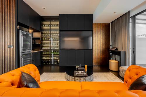 Eclectic Home Theatre at Langsat Road